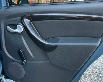 Сірий Дачія Duster, об'ємом двигуна 1.5 л та пробігом 256 тис. км за 9500 $, фото 20 на Automoto.ua