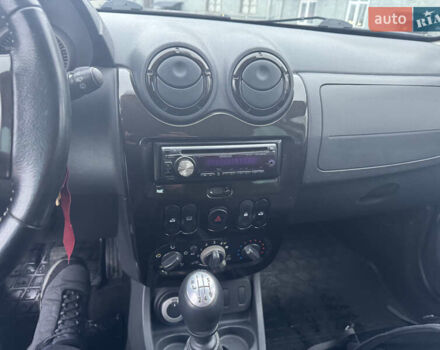 Сірий Дачія Duster, об'ємом двигуна 1.46 л та пробігом 196 тис. км за 10500 $, фото 41 на Automoto.ua