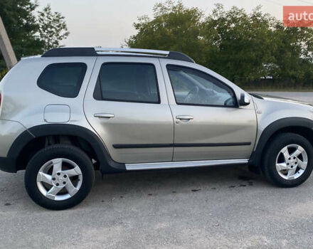 Сірий Дачія Duster, об'ємом двигуна 1.6 л та пробігом 175 тис. км за 8800 $, фото 3 на Automoto.ua