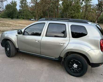 Сірий Дачія Duster, об'ємом двигуна 1.6 л та пробігом 250 тис. км за 7599 $, фото 7 на Automoto.ua