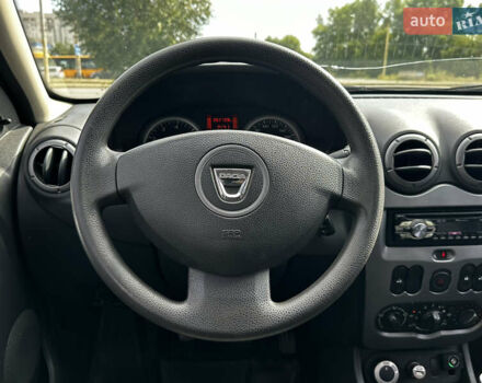 Серый Дачия Duster, объемом двигателя 1.6 л и пробегом 262 тыс. км за 8999 $, фото 15 на Automoto.ua