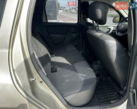 Серый Дачия Duster, объемом двигателя 1.6 л и пробегом 262 тыс. км за 8999 $, фото 20 на Automoto.ua