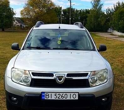 Сірий Дачія Duster, об'ємом двигуна 1.6 л та пробігом 188 тис. км за 8900 $, фото 2 на Automoto.ua