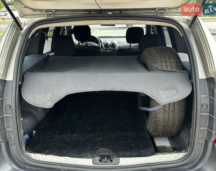 Серый Дачия Duster, объемом двигателя 1.6 л и пробегом 262 тыс. км за 8999 $, фото 16 на Automoto.ua