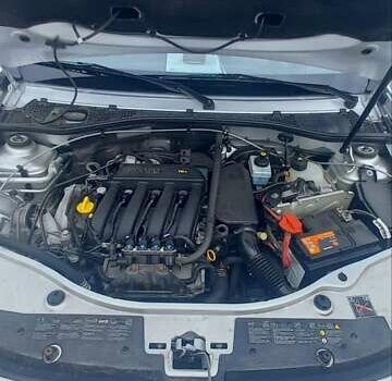 Серый Дачия Duster, объемом двигателя 1.6 л и пробегом 212 тыс. км за 9500 $, фото 8 на Automoto.ua
