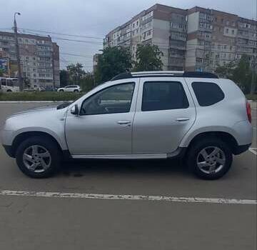 Серый Дачия Duster, объемом двигателя 1.6 л и пробегом 212 тыс. км за 9500 $, фото 5 на Automoto.ua