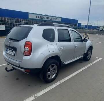 Серый Дачия Duster, объемом двигателя 1.6 л и пробегом 212 тыс. км за 9500 $, фото 2 на Automoto.ua