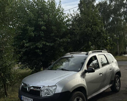 Серый Дачия Duster, объемом двигателя 1.6 л и пробегом 197 тыс. км за 9450 $, фото 1 на Automoto.ua