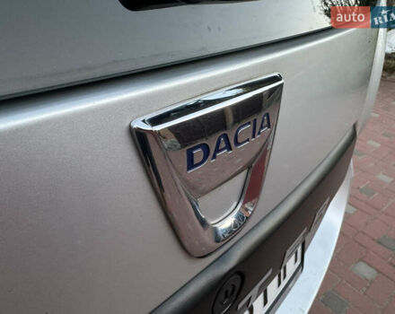 Серый Дачия Duster, объемом двигателя 1.46 л и пробегом 180 тыс. км за 10499 $, фото 91 на Automoto.ua