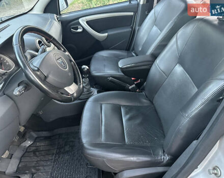 Серый Дачия Duster, объемом двигателя 1.46 л и пробегом 180 тыс. км за 10499 $, фото 49 на Automoto.ua