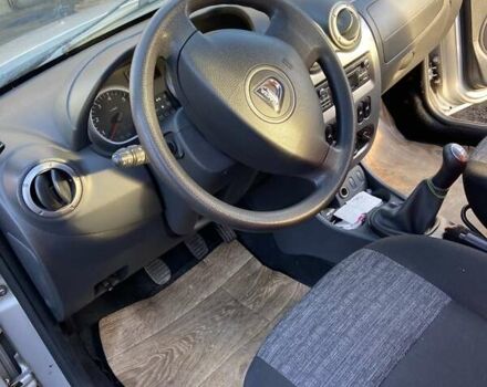Серый Дачия Duster, объемом двигателя 1.6 л и пробегом 197 тыс. км за 9450 $, фото 9 на Automoto.ua