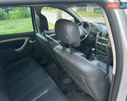 Серый Дачия Duster, объемом двигателя 1.46 л и пробегом 180 тыс. км за 10499 $, фото 61 на Automoto.ua