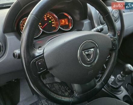 Серый Дачия Duster, объемом двигателя 1.2 л и пробегом 103 тыс. км за 9950 $, фото 12 на Automoto.ua