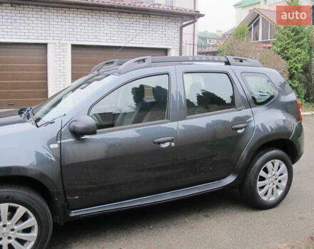 Серый Дачия Duster, объемом двигателя 1.6 л и пробегом 194 тыс. км за 10250 $, фото 6 на Automoto.ua