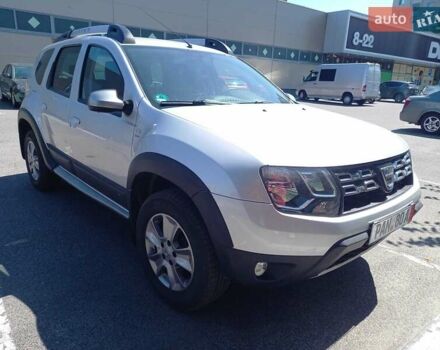 Серый Дачия Duster, объемом двигателя 1.5 л и пробегом 175 тыс. км за 10800 $, фото 3 на Automoto.ua