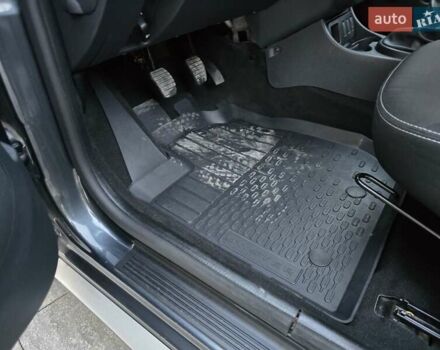 Серый Дачия Duster, объемом двигателя 1.2 л и пробегом 103 тыс. км за 9950 $, фото 14 на Automoto.ua