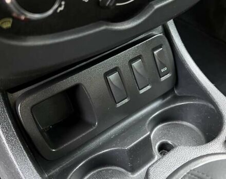 Серый Дачия Duster, объемом двигателя 1.5 л и пробегом 241 тыс. км за 9900 $, фото 43 на Automoto.ua