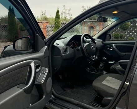 Серый Дачия Duster, объемом двигателя 1.46 л и пробегом 201 тыс. км за 9500 $, фото 6 на Automoto.ua
