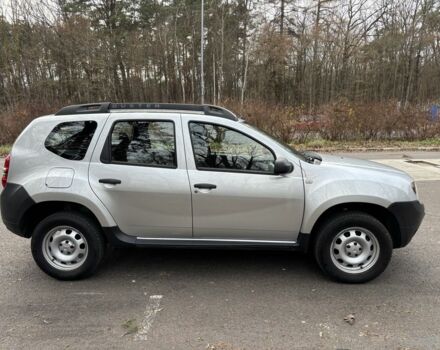 Серый Дачия Duster, объемом двигателя 1.5 л и пробегом 229 тыс. км за 9200 $, фото 2 на Automoto.ua