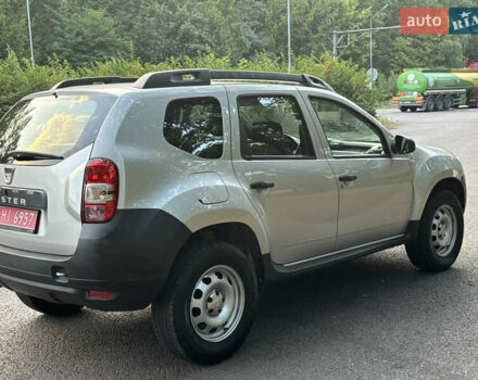 Серый Дачия Duster, объемом двигателя 1.5 л и пробегом 227 тыс. км за 9400 $, фото 3 на Automoto.ua