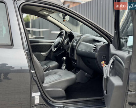 Сірий Дачія Duster, об'ємом двигуна 1.2 л та пробігом 85 тис. км за 9900 $, фото 19 на Automoto.ua