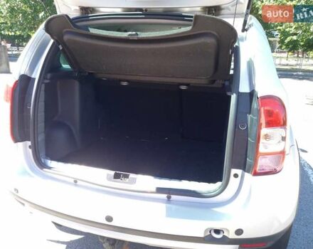 Серый Дачия Duster, объемом двигателя 1.5 л и пробегом 175 тыс. км за 10800 $, фото 10 на Automoto.ua