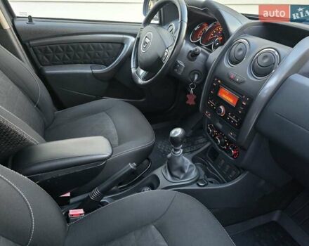 Серый Дачия Duster, объемом двигателя 1.2 л и пробегом 103 тыс. км за 9950 $, фото 20 на Automoto.ua