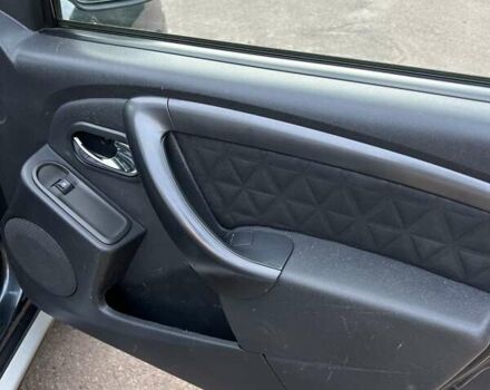 Серый Дачия Duster, объемом двигателя 1.5 л и пробегом 241 тыс. км за 9900 $, фото 62 на Automoto.ua