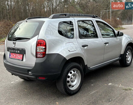 Серый Дачия Duster, объемом двигателя 1.5 л и пробегом 229 тыс. км за 9200 $, фото 3 на Automoto.ua