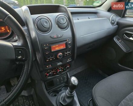 Серый Дачия Duster, объемом двигателя 1.2 л и пробегом 103 тыс. км за 9950 $, фото 11 на Automoto.ua