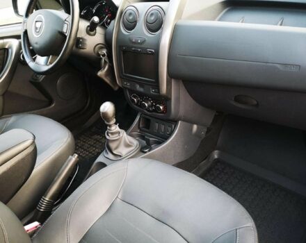 Серый Дачия Duster, объемом двигателя 1.2 л и пробегом 86 тыс. км за 6900 $, фото 9 на Automoto.ua