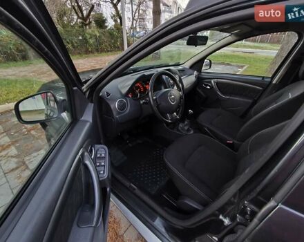 Серый Дачия Duster, объемом двигателя 1.6 л и пробегом 146 тыс. км за 9950 $, фото 10 на Automoto.ua