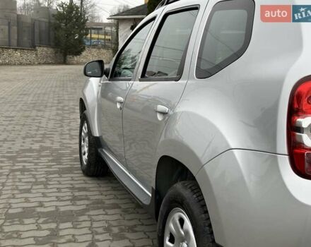 Сірий Дачія Duster, об'ємом двигуна 1.6 л та пробігом 210 тис. км за 9900 $, фото 7 на Automoto.ua