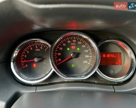 Сірий Дачія Duster, об'ємом двигуна 1.5 л та пробігом 151 тис. км за 9999 $, фото 32 на Automoto.ua