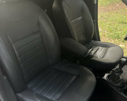 Серый Дачия Duster, объемом двигателя 1.46 л и пробегом 146 тыс. км за 9700 $, фото 11 на Automoto.ua