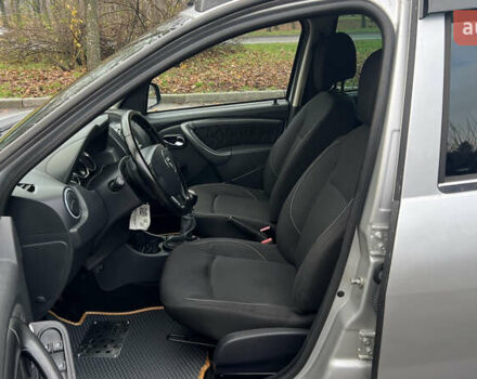 Сірий Дачія Duster, об'ємом двигуна 1.5 л та пробігом 172 тис. км за 11300 $, фото 23 на Automoto.ua