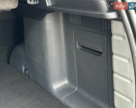 Сірий Дачія Duster, об'ємом двигуна 1.6 л та пробігом 210 тис. км за 9900 $, фото 35 на Automoto.ua
