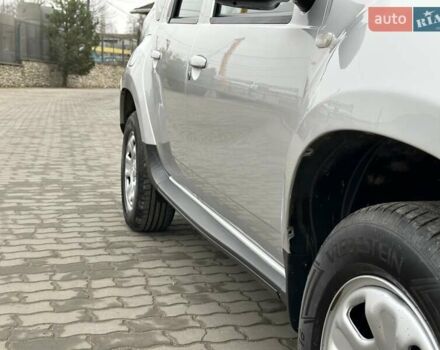 Сірий Дачія Duster, об'ємом двигуна 1.6 л та пробігом 210 тис. км за 9900 $, фото 12 на Automoto.ua
