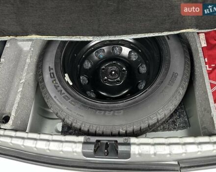 Сірий Дачія Duster, об'ємом двигуна 1.6 л та пробігом 210 тис. км за 9900 $, фото 33 на Automoto.ua