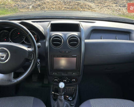 Серый Дачия Duster, объемом двигателя 1.2 л и пробегом 95 тыс. км за 9200 $, фото 17 на Automoto.ua