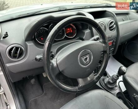 Сірий Дачія Duster, об'ємом двигуна 1.6 л та пробігом 210 тис. км за 9900 $, фото 20 на Automoto.ua