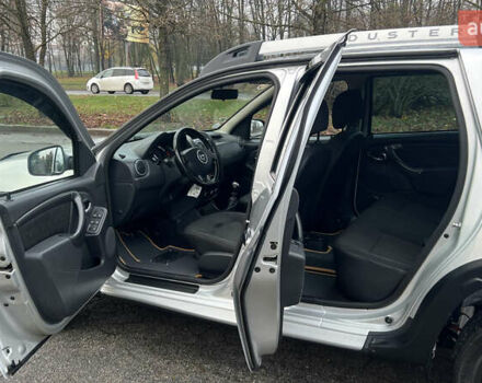 Сірий Дачія Duster, об'ємом двигуна 1.5 л та пробігом 172 тис. км за 11300 $, фото 25 на Automoto.ua