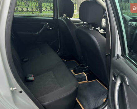 Сірий Дачія Duster, об'ємом двигуна 1.5 л та пробігом 172 тис. км за 11300 $, фото 36 на Automoto.ua