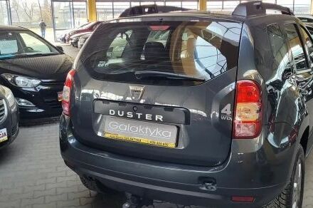 Сірий Дачія Duster, об'ємом двигуна 0.15 л та пробігом 198 тис. км за 7900 $, фото 5 на Automoto.ua