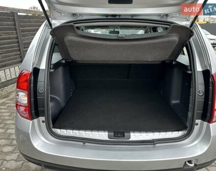 Сірий Дачія Duster, об'ємом двигуна 1.6 л та пробігом 210 тис. км за 9900 $, фото 31 на Automoto.ua