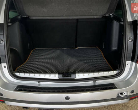 Сірий Дачія Duster, об'ємом двигуна 1.5 л та пробігом 172 тис. км за 11300 $, фото 48 на Automoto.ua