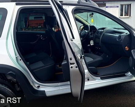 Сірий Дачія Duster, об'ємом двигуна 1.5 л та пробігом 167 тис. км за 11900 $, фото 10 на Automoto.ua