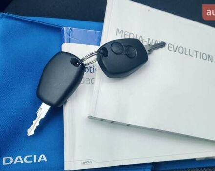Серый Дачия Duster, объемом двигателя 1.5 л и пробегом 236 тыс. км за 11500 $, фото 6 на Automoto.ua