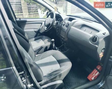 Серый Дачия Duster, объемом двигателя 1.5 л и пробегом 236 тыс. км за 11500 $, фото 1 на Automoto.ua