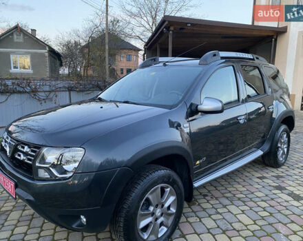 Серый Дачия Duster, объемом двигателя 1.5 л и пробегом 200 тыс. км за 12000 $, фото 3 на Automoto.ua